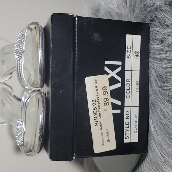 Taxi Silver & Faux Diamond Heels - Picture 6 of 7